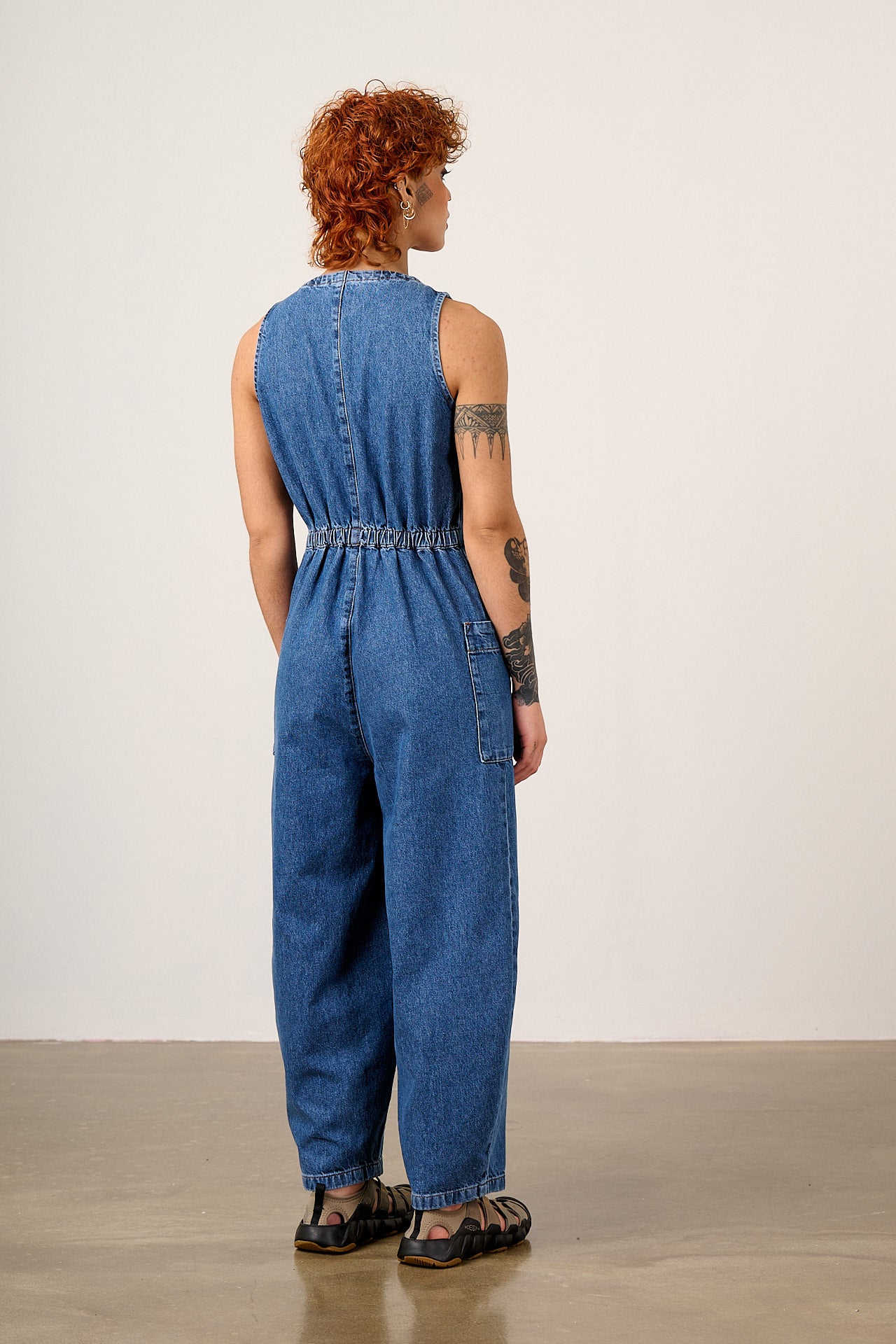 Nari - Light Weight Denim Sleeveless Jumpsuit in Mid Wash