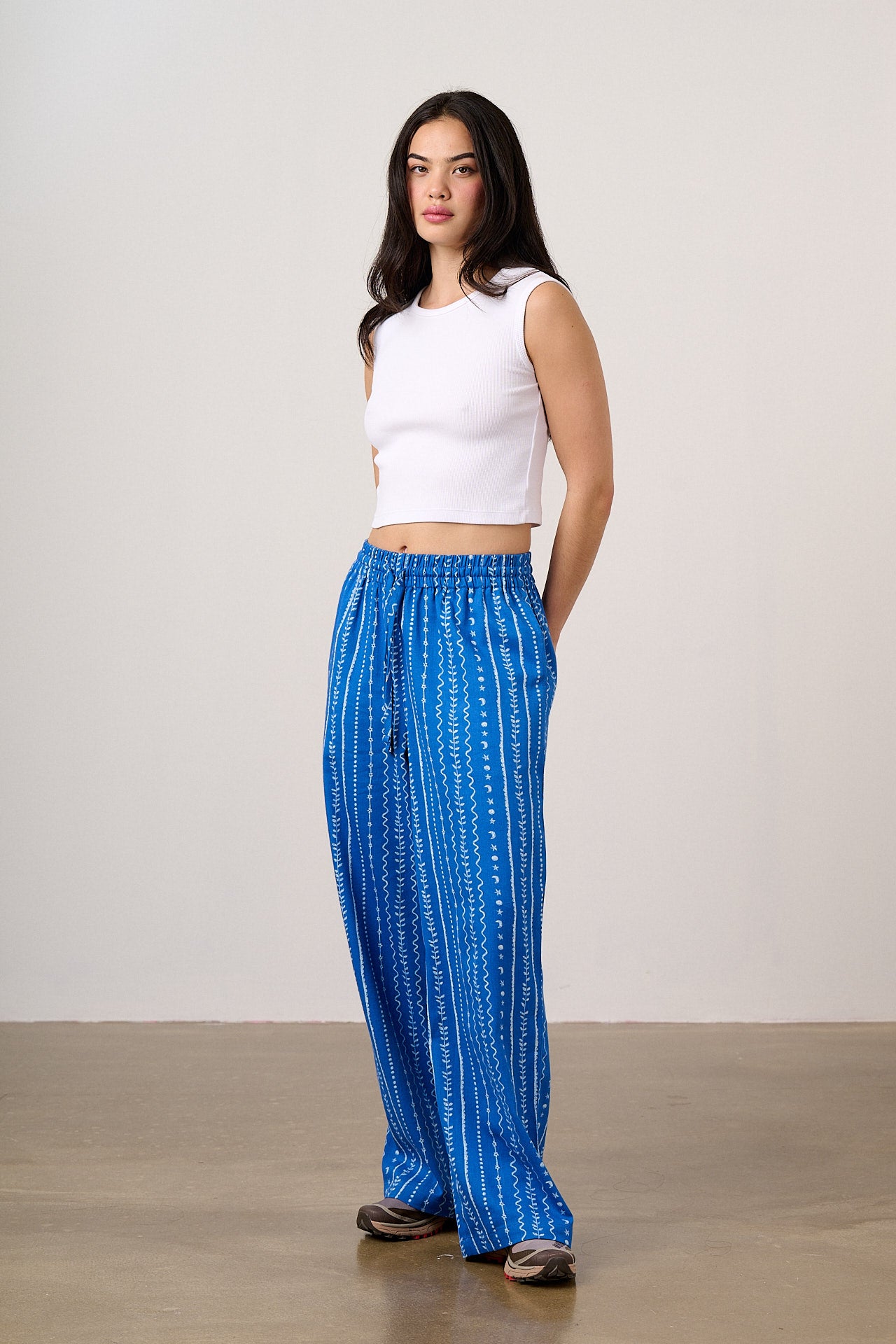 Norris - Wide Leg Cotton Trousers in Blue & White Folk Stripe
