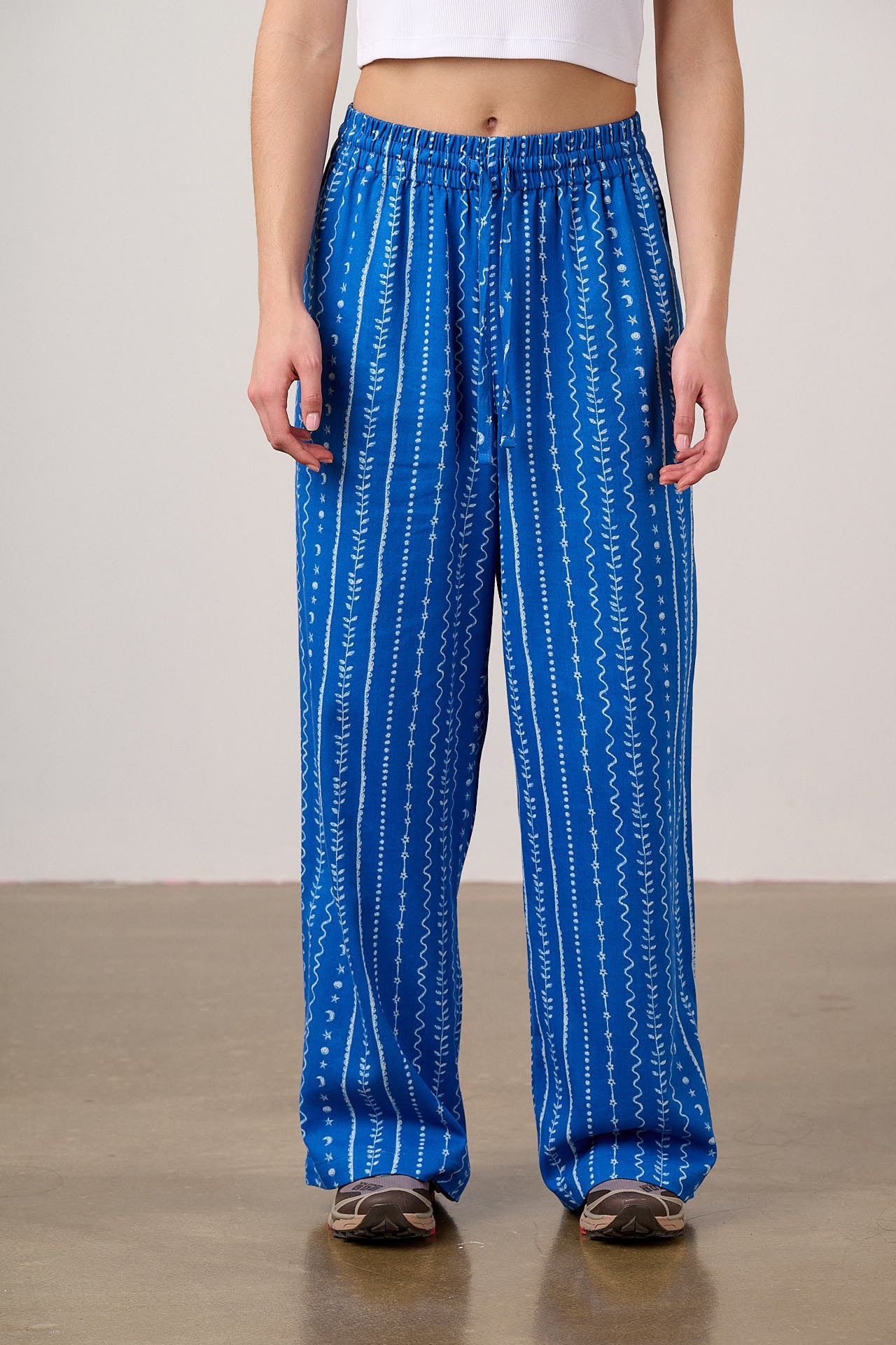 Norris - Wide Leg Cotton Trousers in Blue & White Folk Stripe