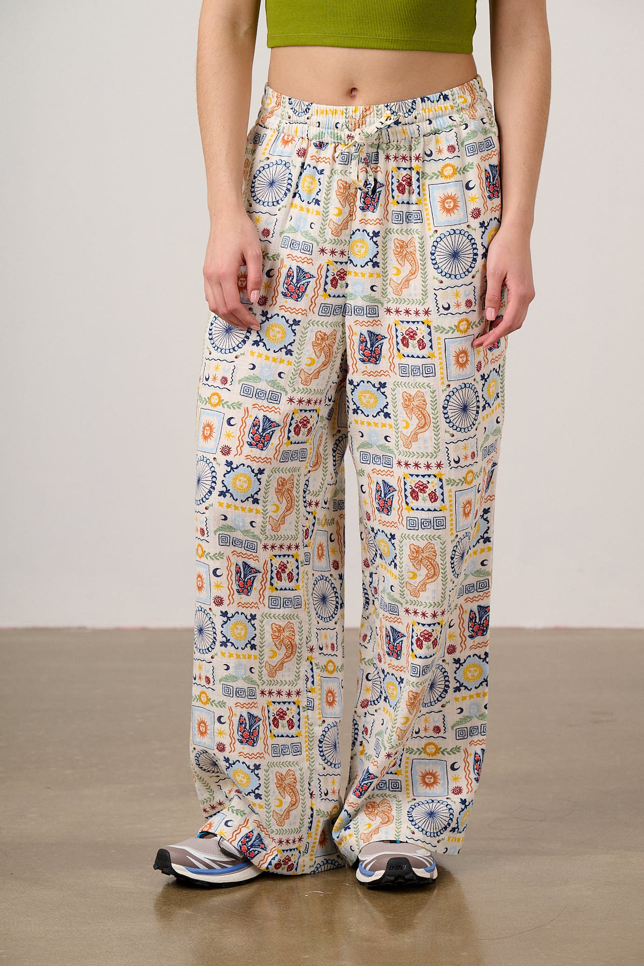 Norris - Cotton Trousers in Ecru Cosmic Folk Tile
