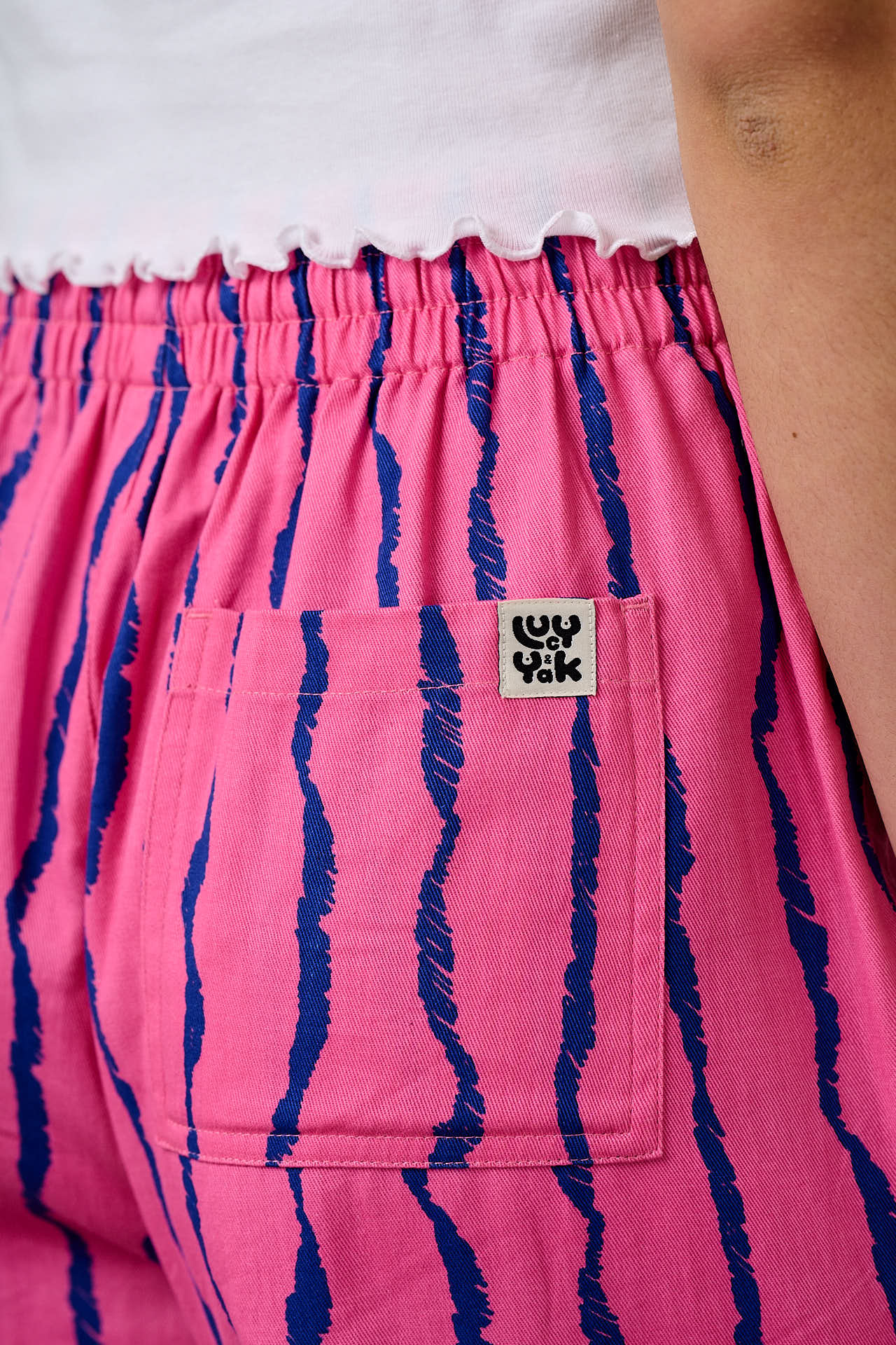 Norris - Wide Leg Cotton Trousers in Pink & Blue Wavy Stripe