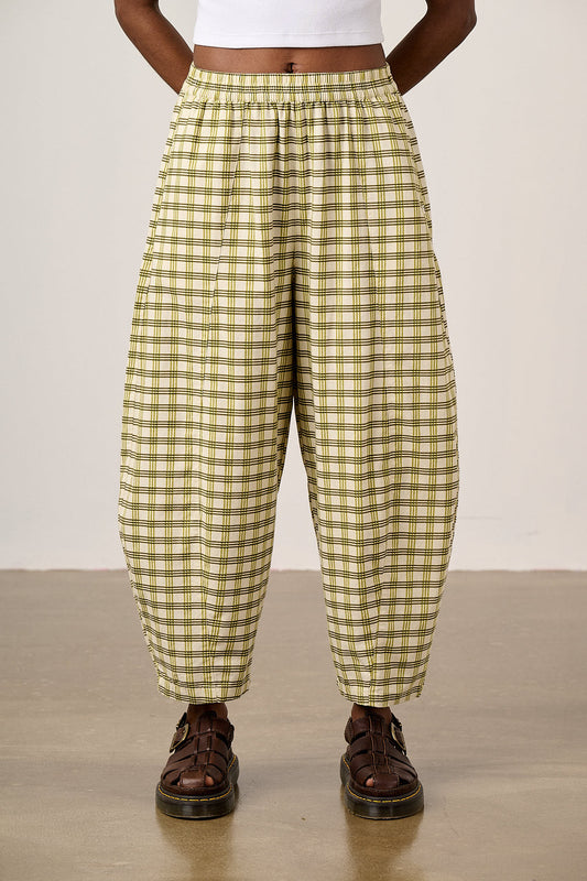 Obregon -  Barrel Leg Cotton Linen Trousers in Green Check