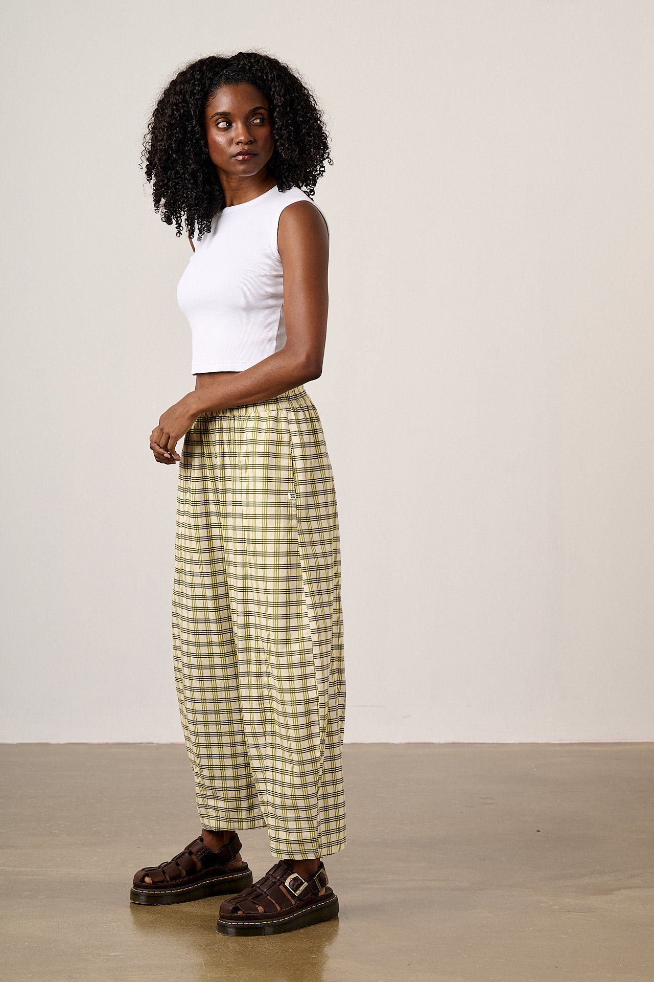 Obregon -  Barrel Leg Cotton Linen Trousers in Green Check