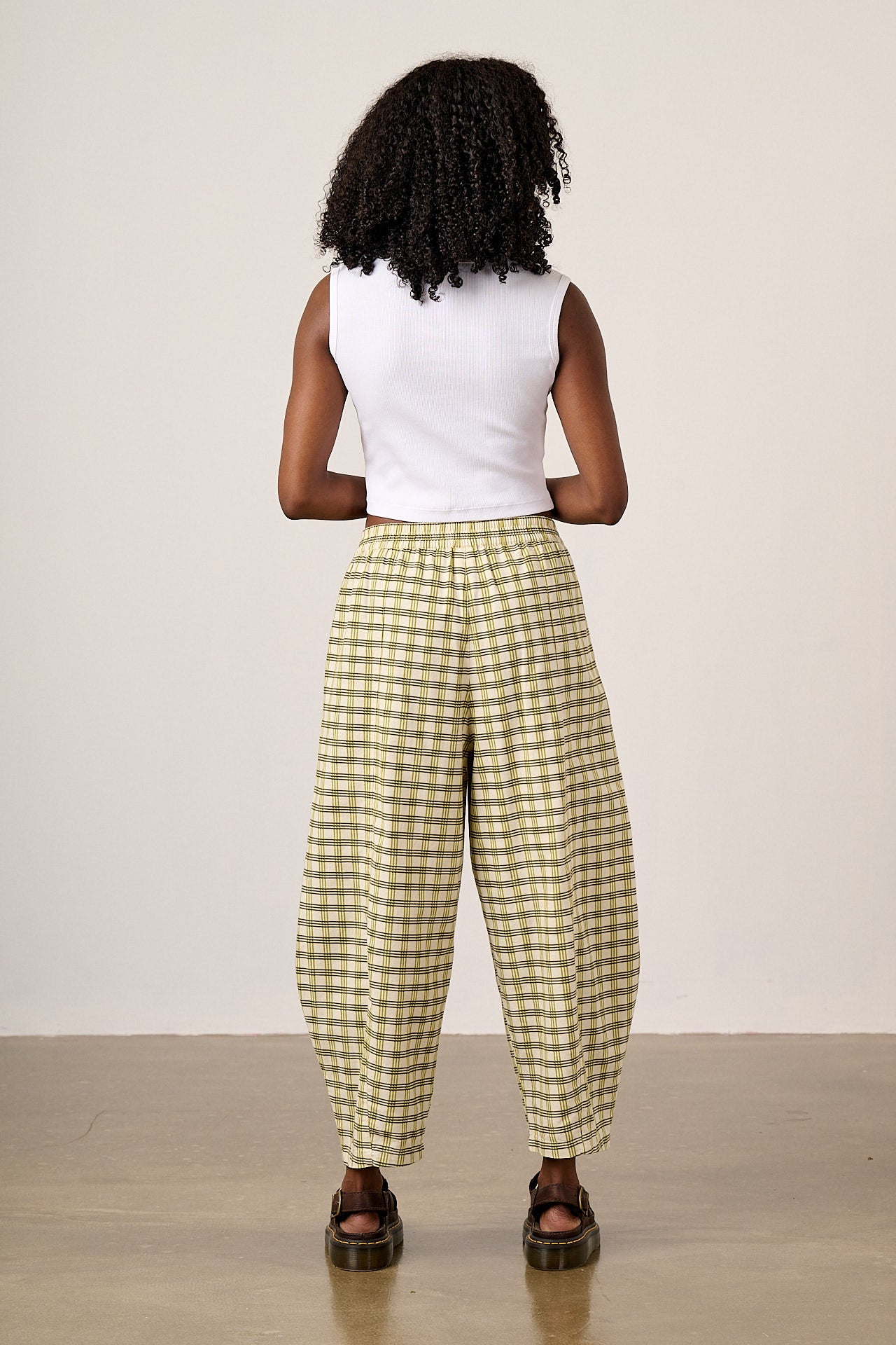 Obregon -  Barrel Leg Cotton Linen Trousers in Green Check