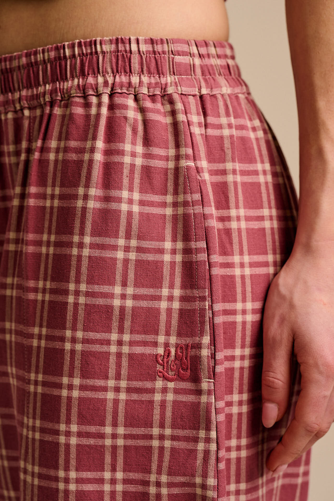 Obregon - Cotton Barrel Leg Trousers in Maroon Deco Rose Check