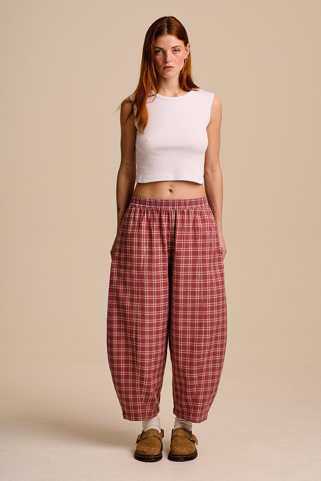 Obregon - Cotton Barrel Leg Trousers in Maroon Deco Rose Check
