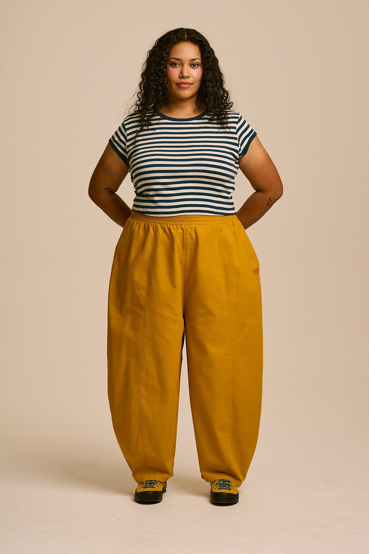 Obregon - Cotton Barrel Leg Trouser in Mustard