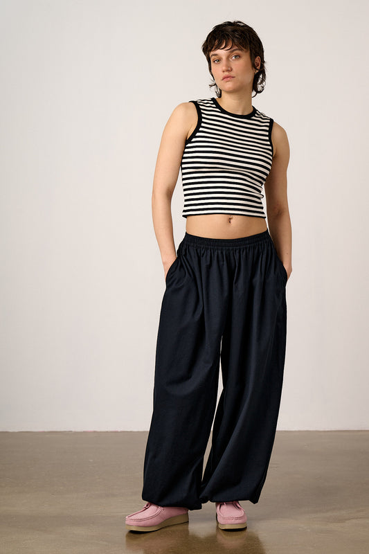 Renata - Cuffed Cotton Balloon Leg Trousers in Black