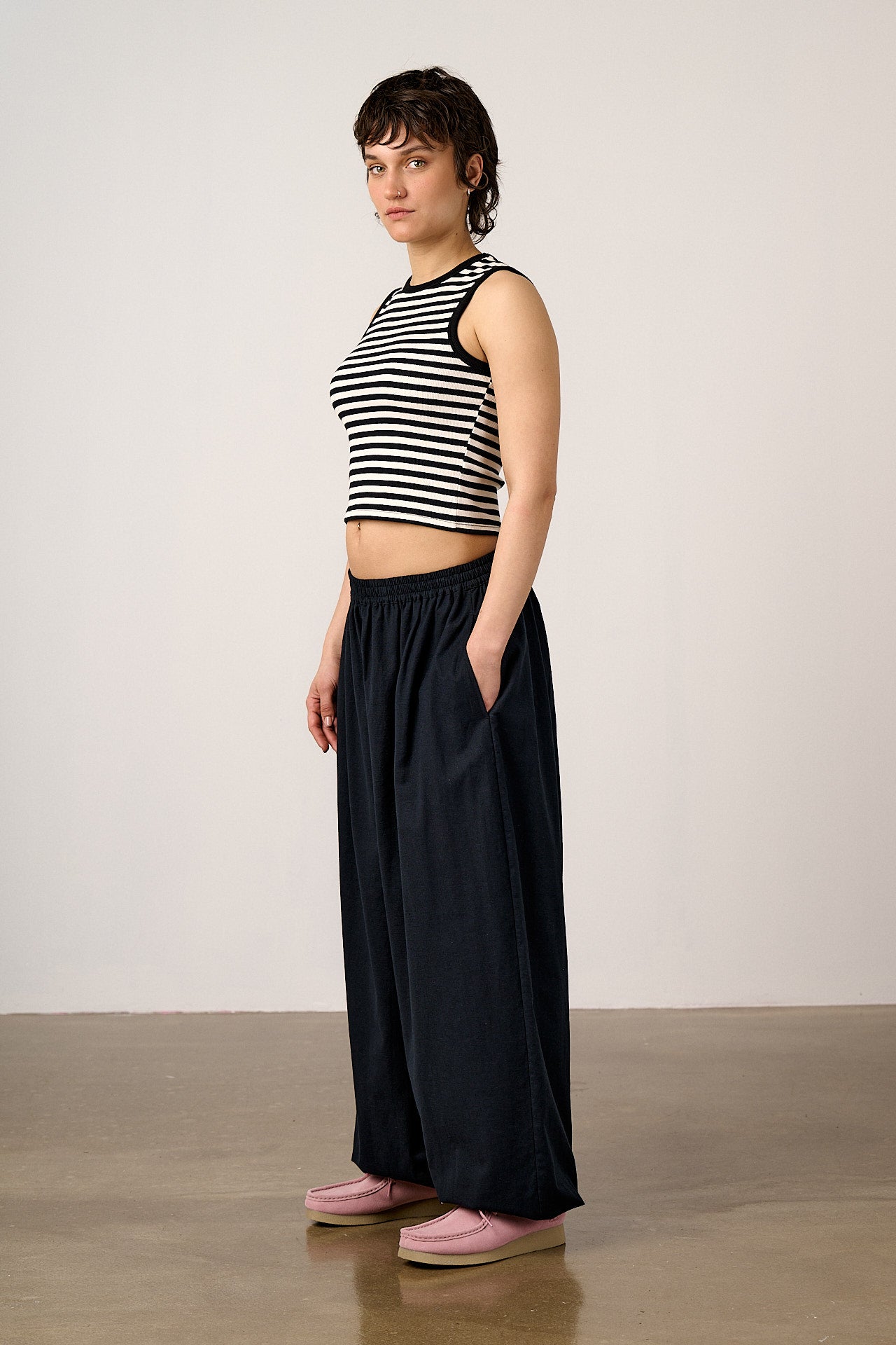 Renata - Cuffed Cotton Balloon Leg Trousers in Black