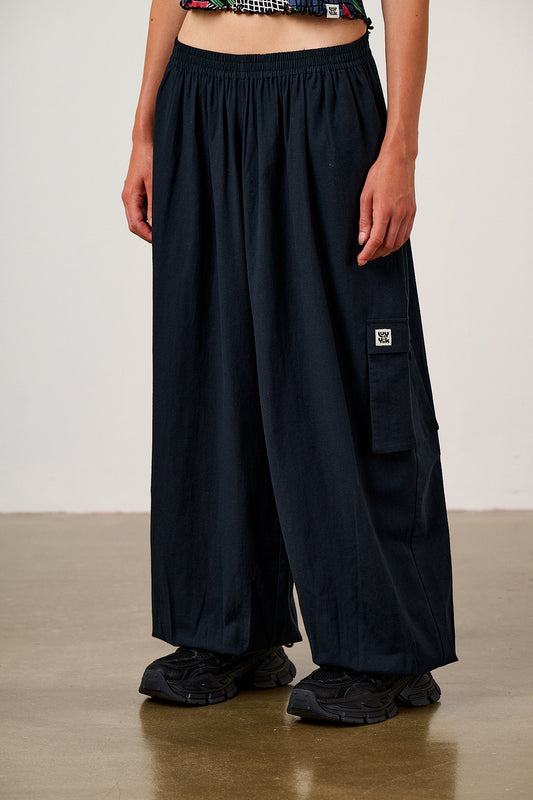 Rumi - Brushed Cotton Balloon Trousers in Black