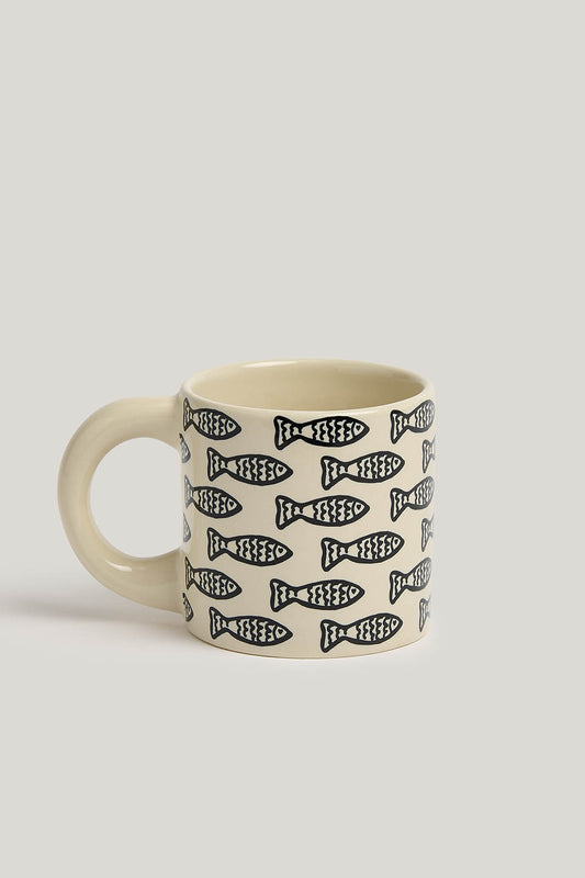 Pip - Ceramic Mug in Black & White Minnow